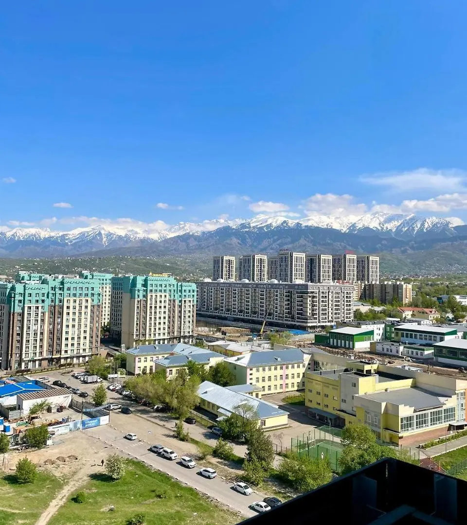 R-House C Шикарным Видом На Горы Almaty
